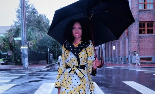 Dear ladies, here’s how to look good on a rainy day