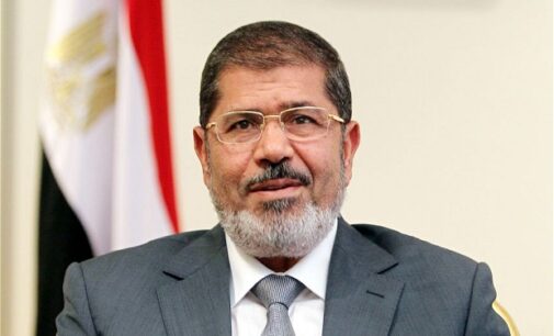 Morsi, Egypt’s ousted president, slumps and dies in court