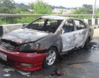 PHOTOS: Shi’ites destroy cars at national assembly