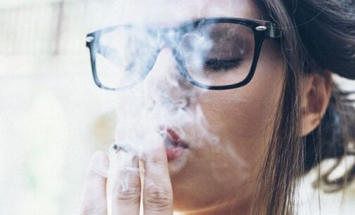 Smoking can lead to blindness, experts warn