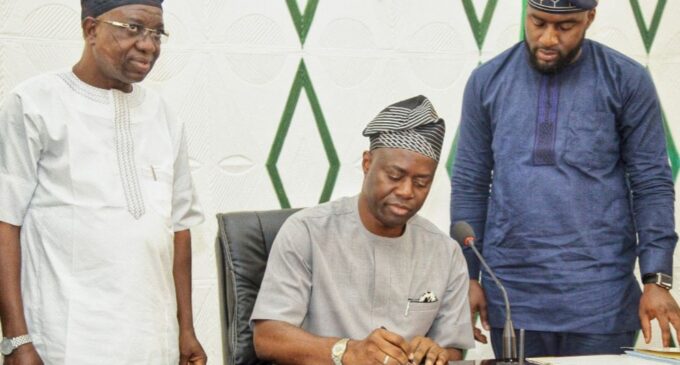 Seyi Makinde reduces Oyo’s ‘unrealistic’ 2019 budget by N103bn