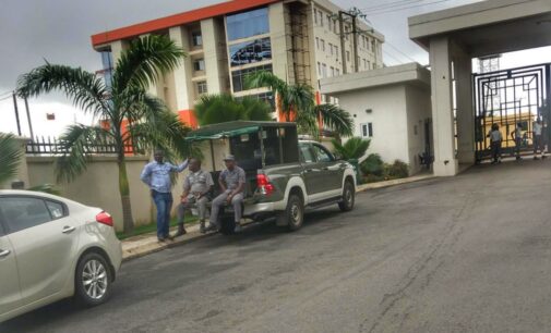 Customs besieges five-star hotel in Abuja, seizes ‘smuggled cars’