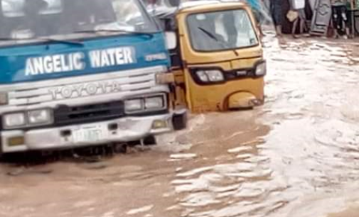 PHOTOS: Again, flood wreaks havoc in Lagos