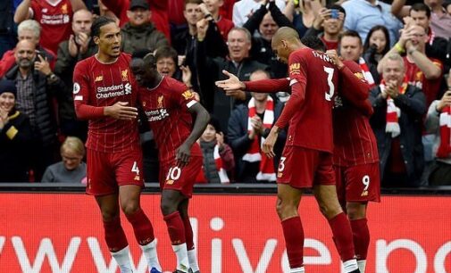 Mane stars as last-gasp penalty ensures Liverpool maintain winning run