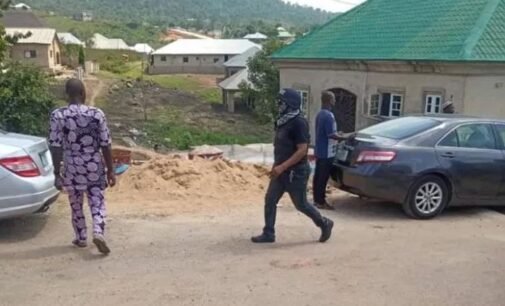 PHOTOS: The masked security men who stormed Kogi hotel where Oyo gov lodged