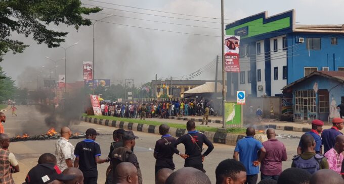 Tension in Benin as angry youth block roads ahead Oshiomhole’s arrival from Abuja