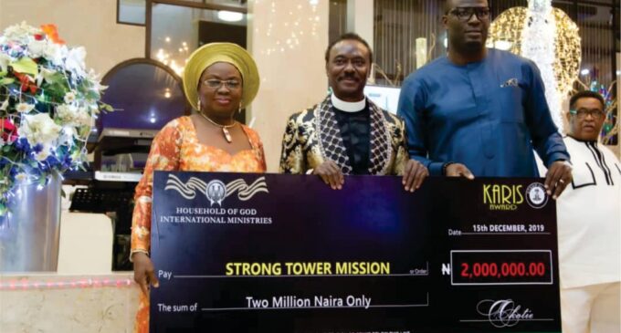 PHOTOS: Okotie presents N2m to first Nigerian to win Olympic medal