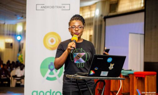 Meet Adeyemi, Nigerian lady who built Android app that tells time in Yoruba dialect