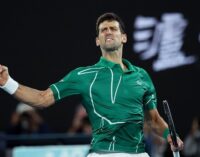 Djokovic beats Federer to reach Australian Open final