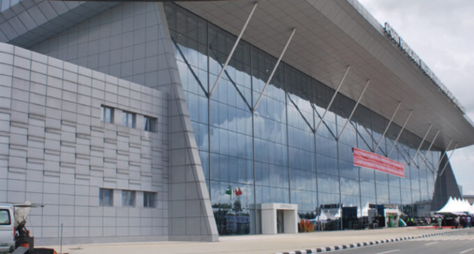 FG shuts PH, Enugu, Kano airports over coronavirus