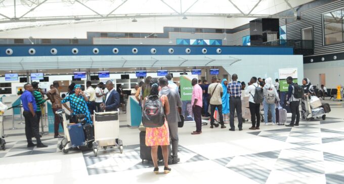 ‘1500’ Lagos-bound passengers stranded in Ghana — four days after flight diversion
