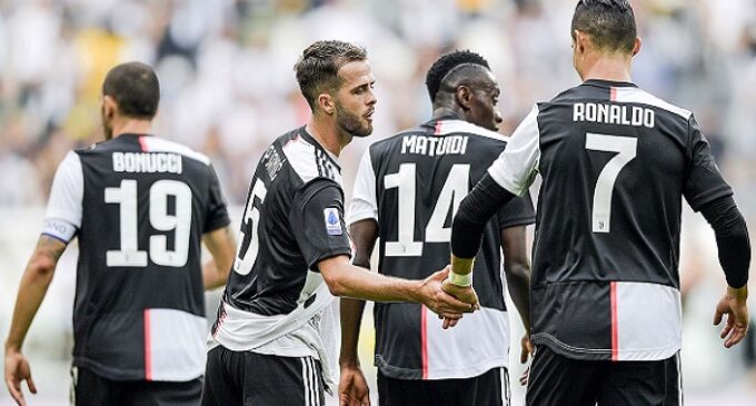 Ronaldo and Juventus teammates agree 4-month pay cut amid coronavirus crisis