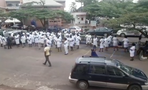 VIDEO: Nurses protest lack of protective gear against COVID-19 at ESUTH