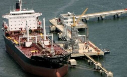 Report: Nigeria earned $394bn oil revenue in 10 years