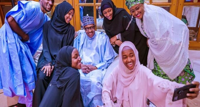 PHOTOS: Buhari celebrates Eid-el-Fitr with family at Aso Rock