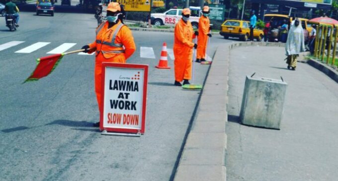 Lagos approves ‘end of year bonus’ for street sweepers