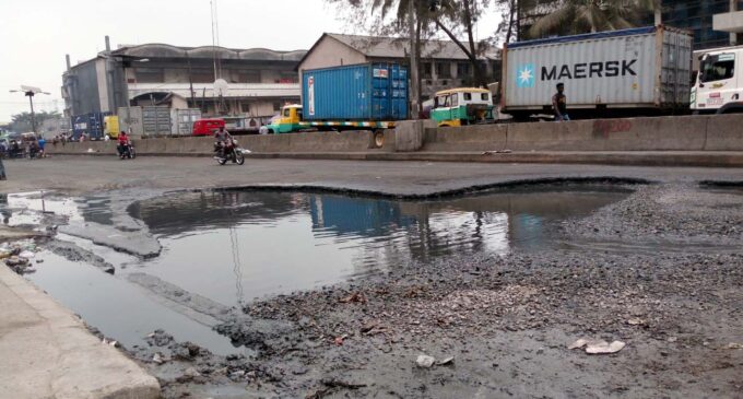 Maritime workers to begin warning strike on Dec 7 over bad roads