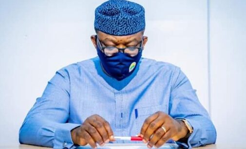 ‘Wear face mask or be sanctioned’ — Fayemi warns Ekiti political appointees