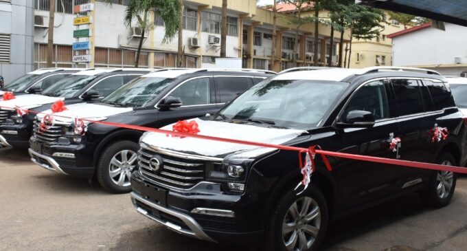Sanwo-Olu hands over 51 cars, eight houses to Lagos judges