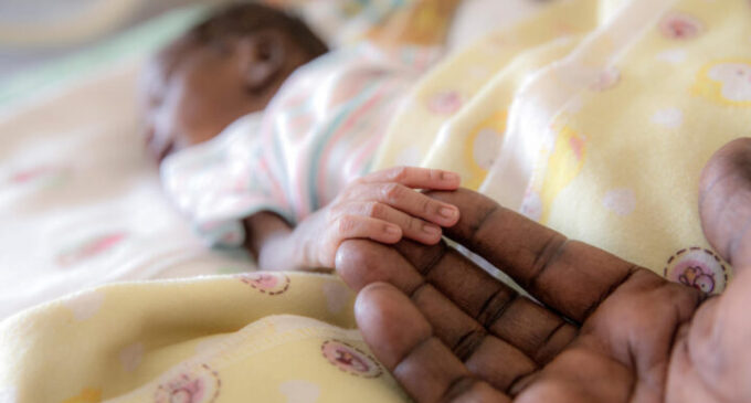 WHO: At least one woman dies every two minutes from childbirth complications globally