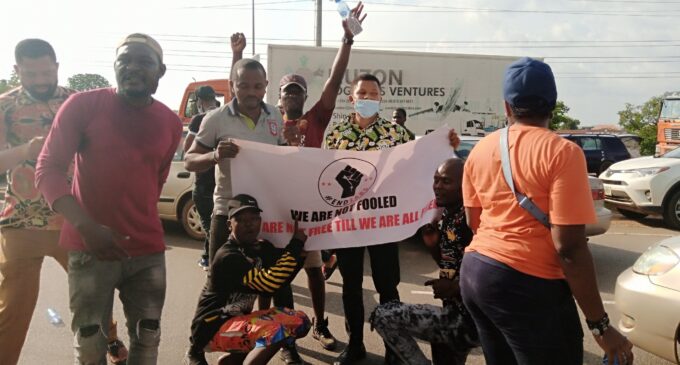 Airport road blocked as #EndSARS protest continues in Abuja