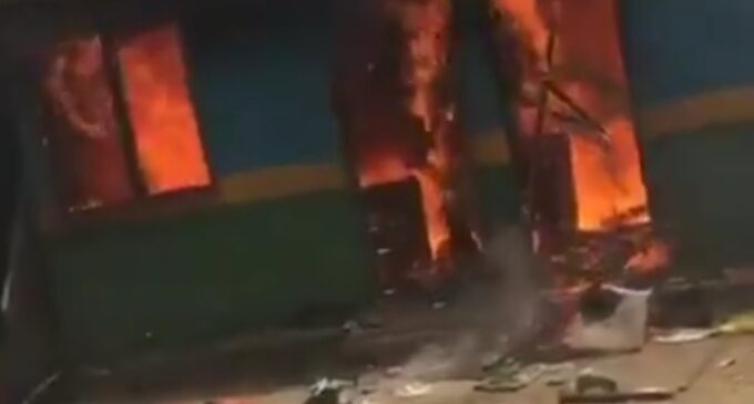 ‘Hoodlums’ burn down Igando, Ikotun police stations in Lagos