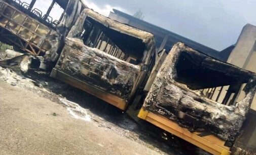 Hoodlums set school shuttle buses on fire in Ondo