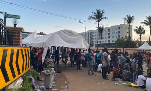 PHOTOS: Despite curfew, #EndSARS protesters refuse to leave Alausa