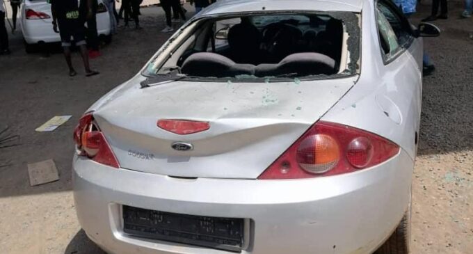 Armed thugs attack Abuja #EndSARS protesters, destroy cars