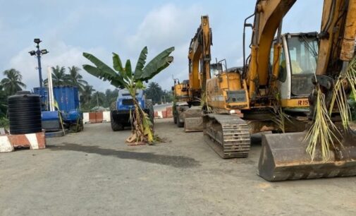 EXTRA: Road construction on hold in A’Ibom as resident ‘places charms’ on contractor’s equipment