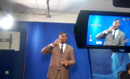 FG directs TV stations to use sign language interpreters during news presentation