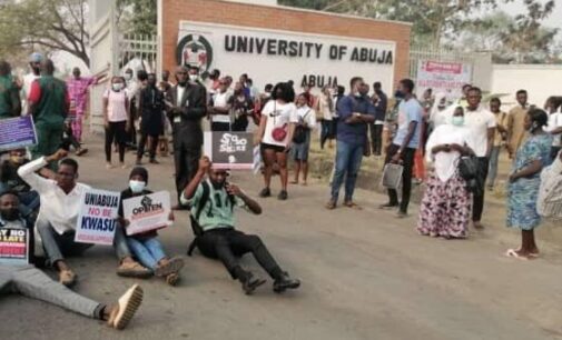 Students protest tuition fee hike, portal closure in UniAbuja