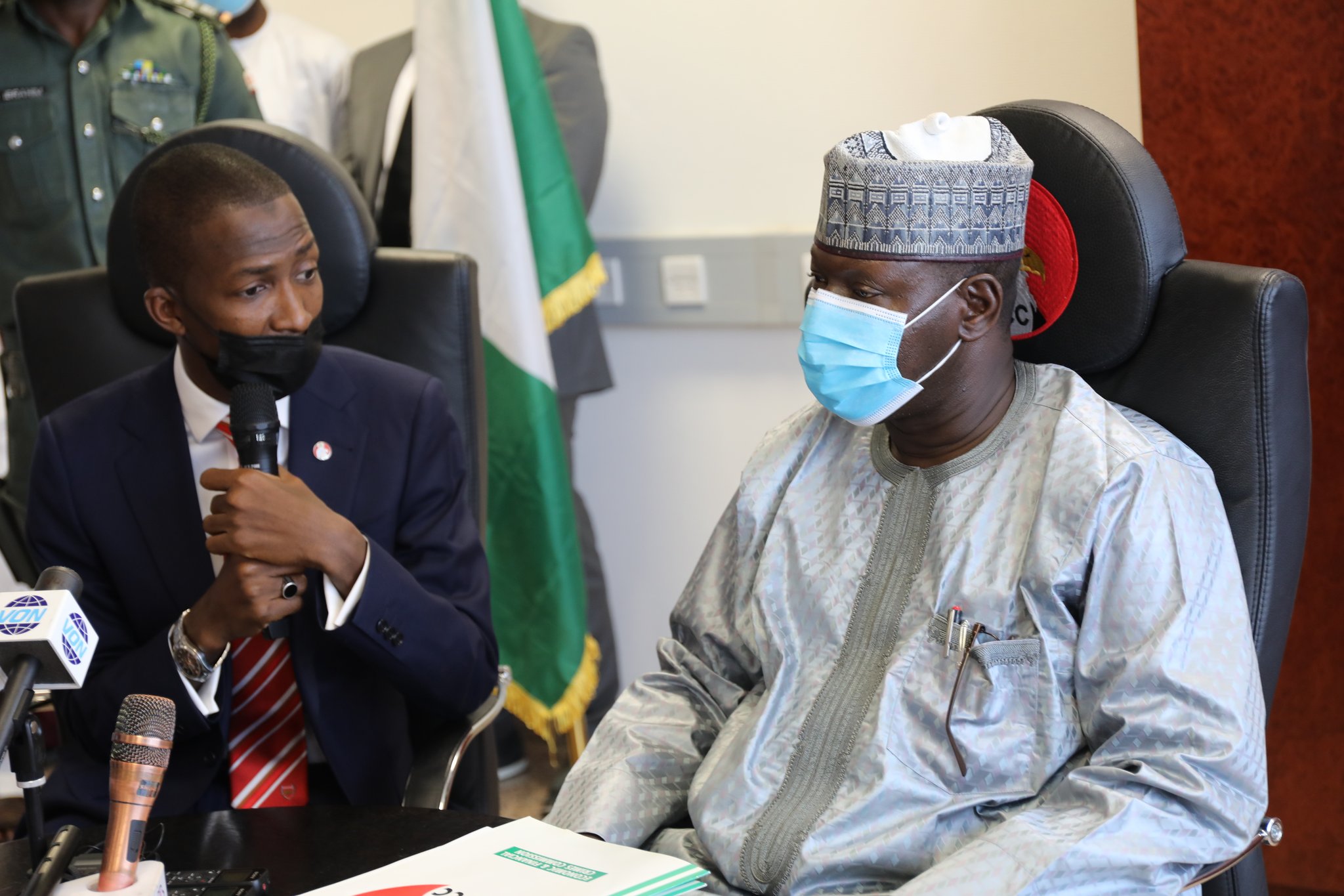 We&#39;ll fight corruption, not people&#39; -- Bawa assumes office as EFCC chairman | TheCable
