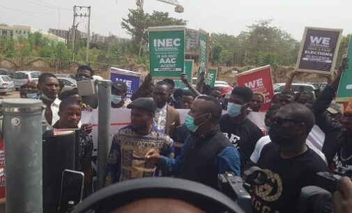 PHOTOS: Showdown as Sowore, Ezenwa AAC factions face off at INEC HQ