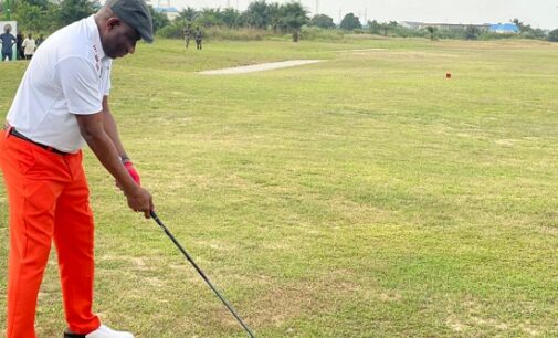 PHOTOS: Jonathan tees off at Bayelsa golf tournament