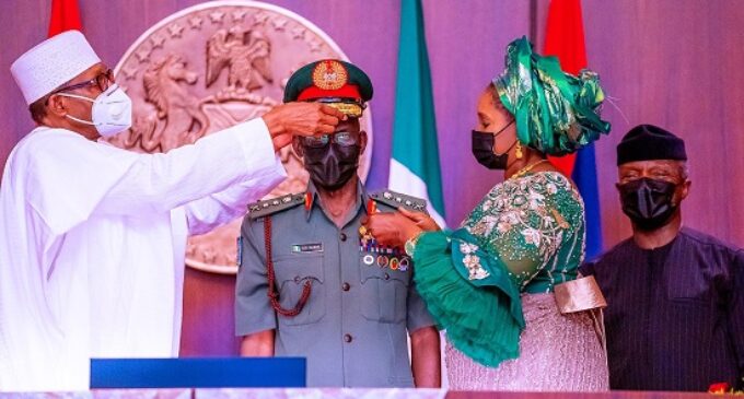 PHOTOS: Buhari promotes new service chiefs