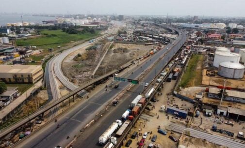 Lagos announces three months partial closure of Marine bridge