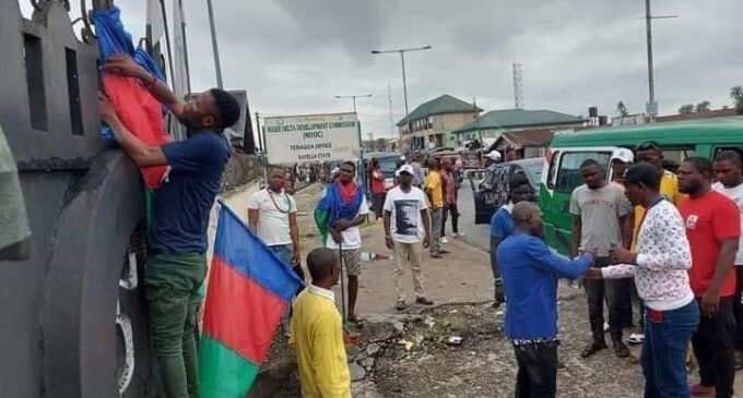 Ijaw youths lock NDDC office in Bayelsa, protest FG’s failure to constitute agency’s board