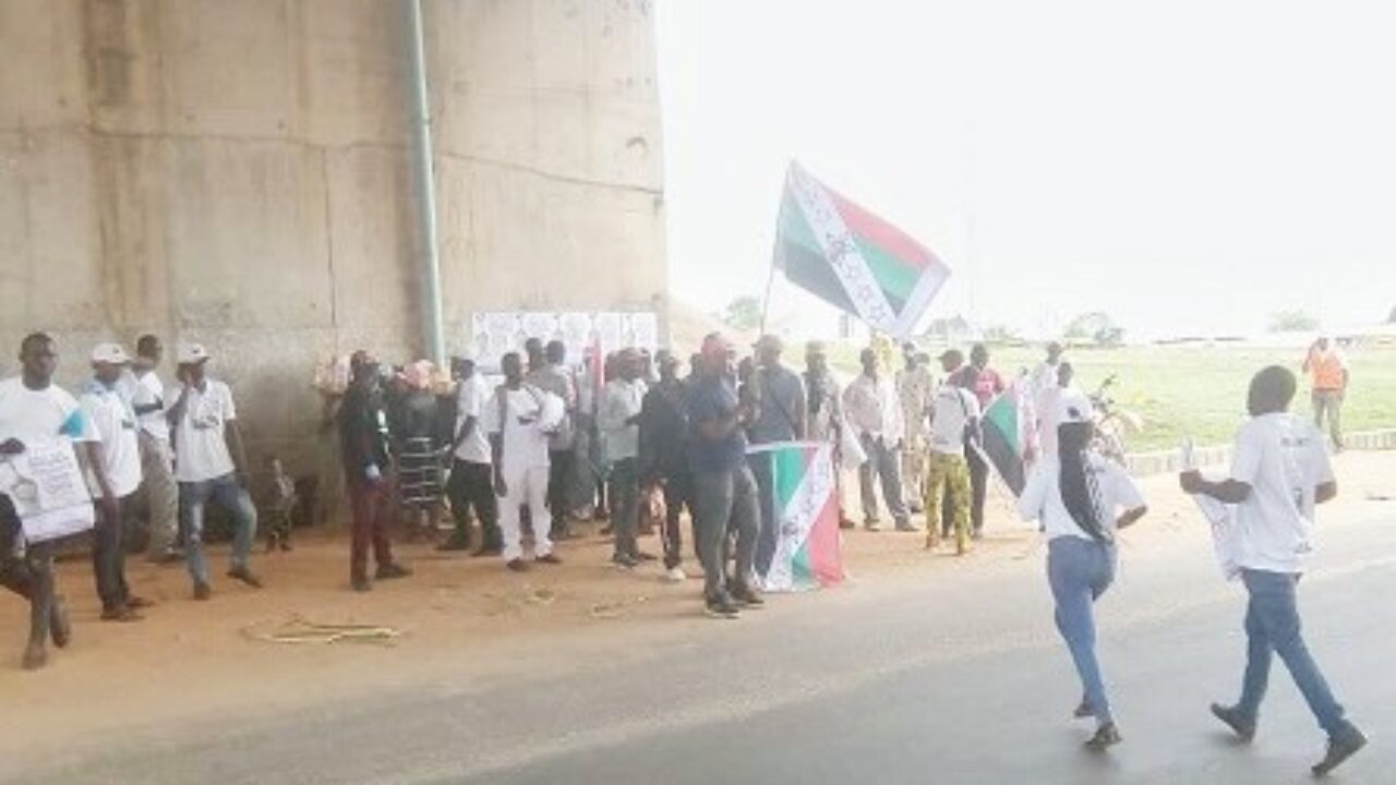 EXTRA: Thunderstorm disrupts 'Yoruba nation' rally in Osun | TheCable