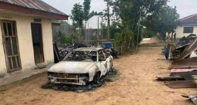 Gunmen set police station ablaze in Delta