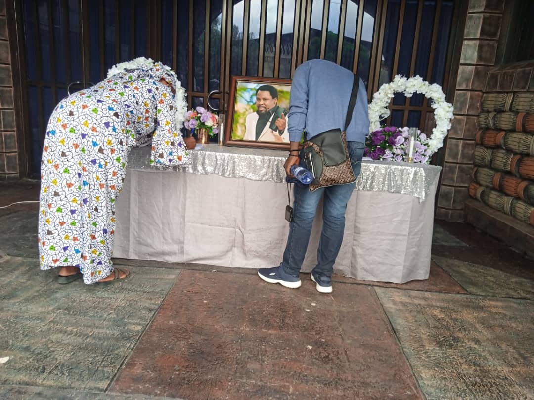 Joshua condolence book