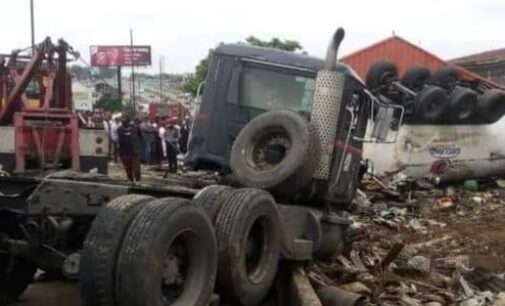 ’10 killed’ as tanker crashes into market in Oyo