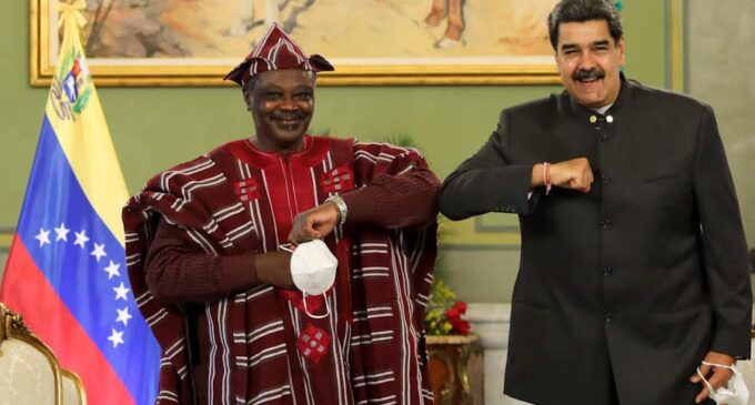 Dare Awoniyi, Nigerian ambassador, presents letters of credence to Maduro