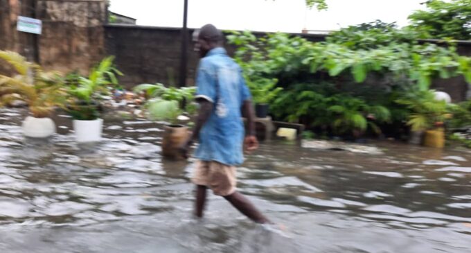 PHOTOS: Residents stranded, cars submerged as flood ravages Lagos