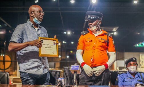 PHOTOS: Vento Furniture rewards Abuja traffic warden for ‘exceptional service in line of duty’