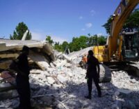 Haiti earthquake: Death toll rises to 2000, over 9,900 injured