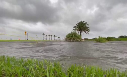 Hurricane Ida hits US, kills one, leaves 1m households without electricity