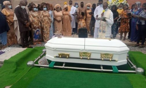 PHOTOS: Tears as Rachel Oniga is buried in Lagos
