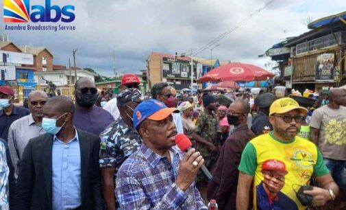 Sit-at-home order: Obiano visits markets, banks after directive on resumption of businesses (photos)