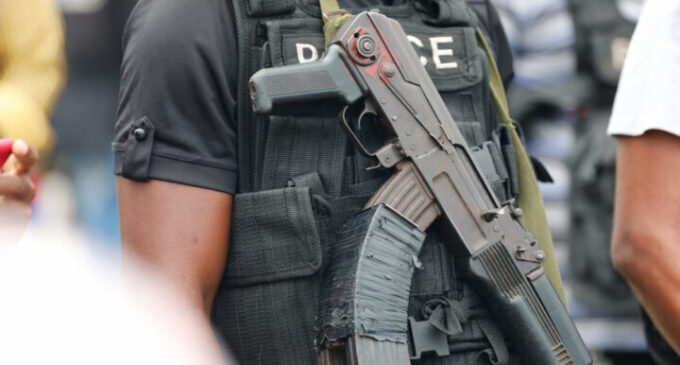 Police officer killed ‘while chasing suspected criminals’ in Oyo